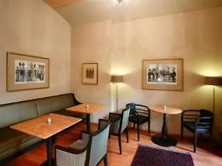 Hunger Lägenhetshotell Prag