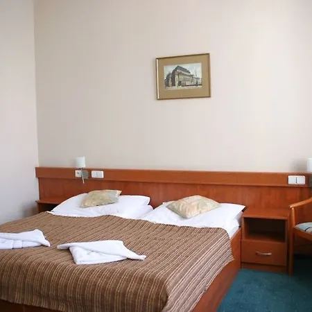 Hotel Alton