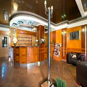 Oya Hotel
