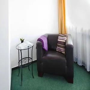 Oya Hotel Prague