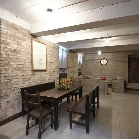 Giotto Apartment *