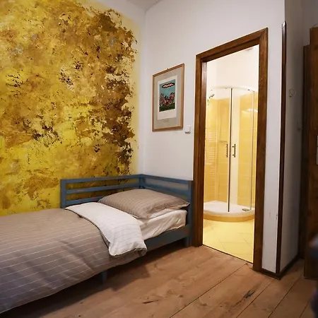 Giotto Apartment *