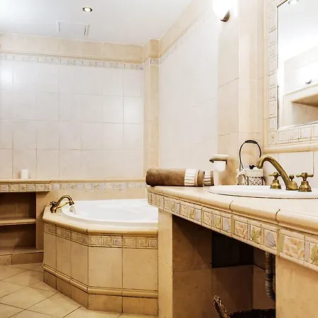 Art Ruzova Apartament