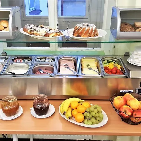 U Dvou Zlatých Klíčů Hotel 3*
