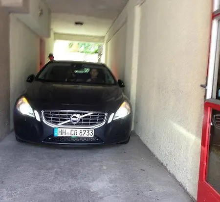 Aida 4*