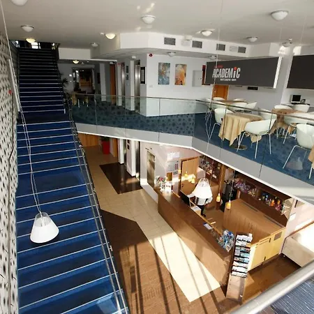 Hotel Academic & Congress Centre 4*