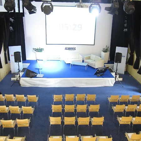 Academic & Congress Centre Hotel