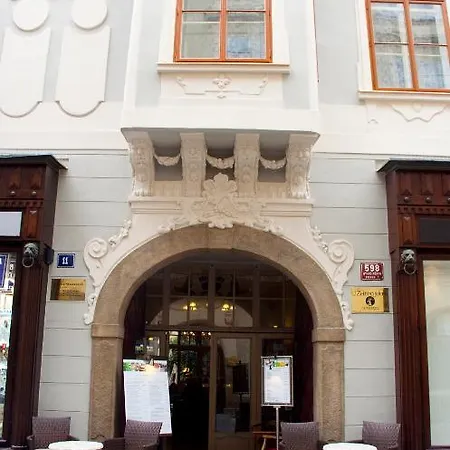 U Zlateho Jelena Prague