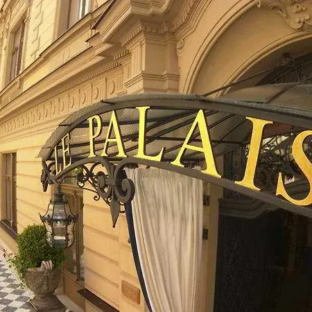 Szálloda Le Palais Art 5*