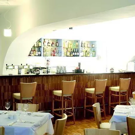 Hotell Akcent Prag