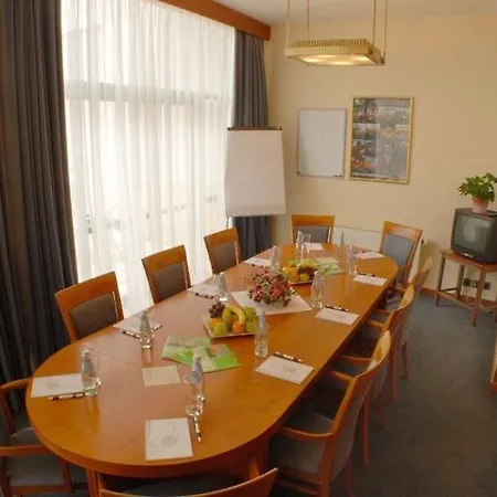 Ea Royal Esprit 4*