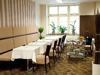 1.republic Hotell 4*