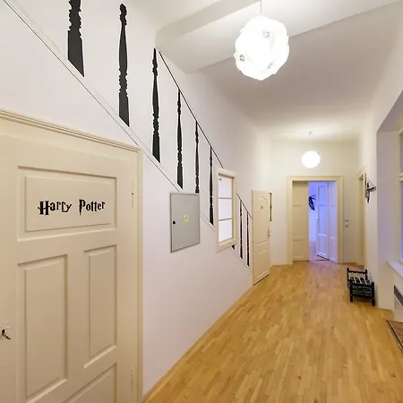 Amazing Harry Potter's Apt. At Old Town *