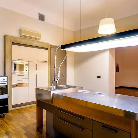 Celebrities Apt. Old Town Square Apartment *