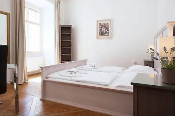 Selinor Old Town Apartment *