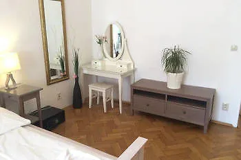 Selinor Old Town Apartment *