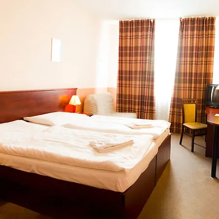 Inturprag Hotel 3*