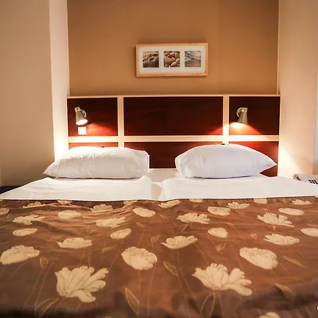 Hotel Ea Julis