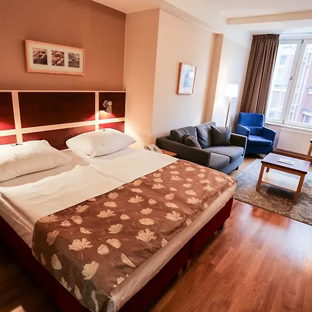 Ea Julis Hotel