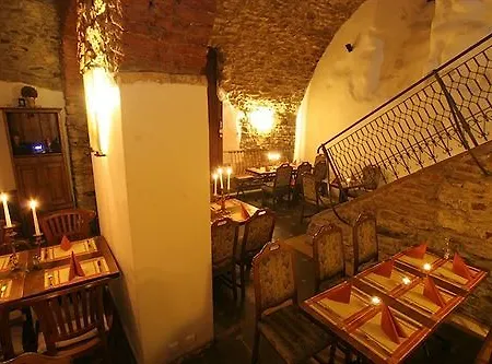 Lippert Praga