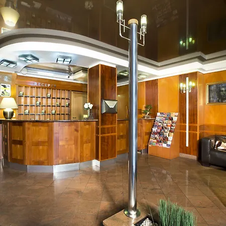 Hotel Oya