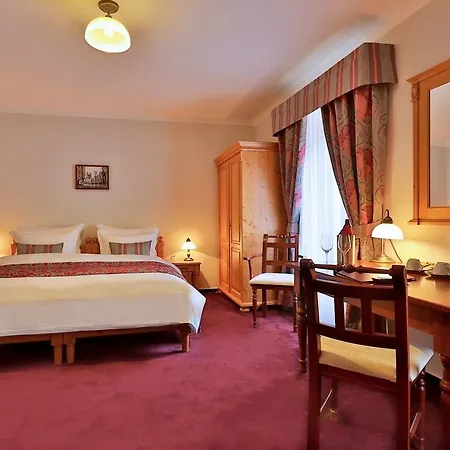 Hotel Questenberg 4*