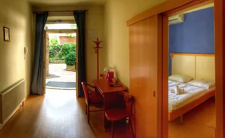 Hotel Museum 3*
