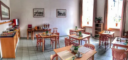 Hotel Museum 3*