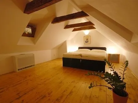 Apartament U Zlate Podkovy - At The Golden Horseshoe *