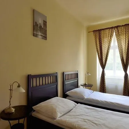 Downtown Kodanska Aparthotel Prague