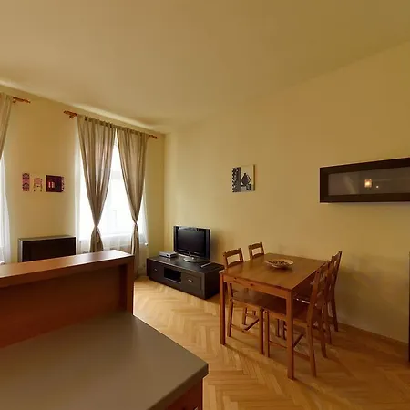 Downtown Kodanska Aparthotel