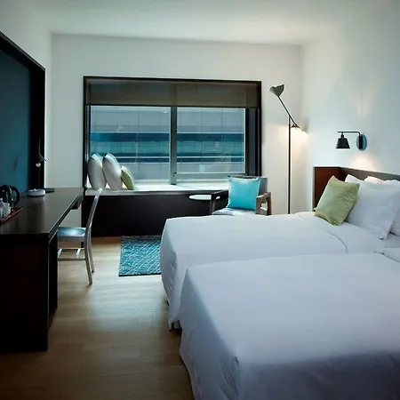 Pentahotel Ξενοδοχείο 4*