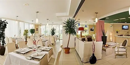 Michael 4* Prag
