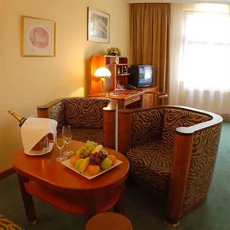 Ea Royal Esprit 4*
