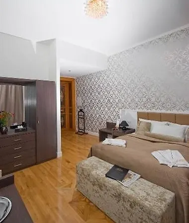 Hotel Deminka Palace 4*