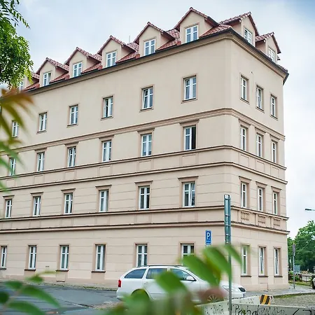 Szálloda Le Petit 3*