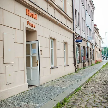 Le Petit 3* Prága