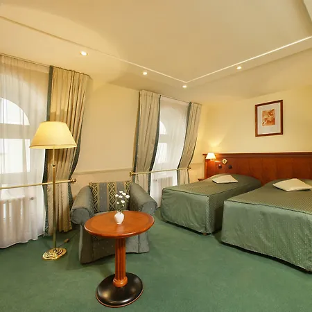Adria Otel