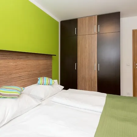 Angel Aparthotel