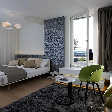 Mosaic House Design Hotel 4*