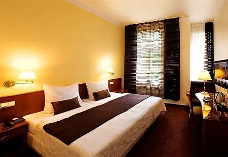 Andel Hotel 3*