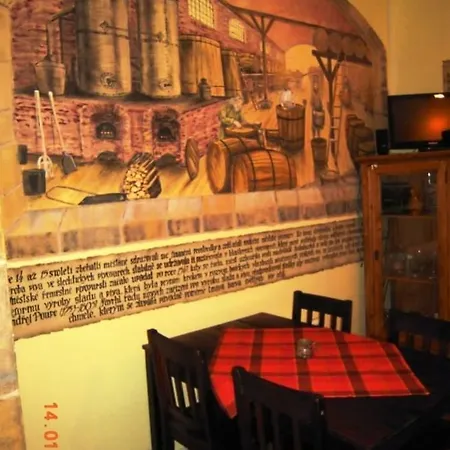 Victor Hotel