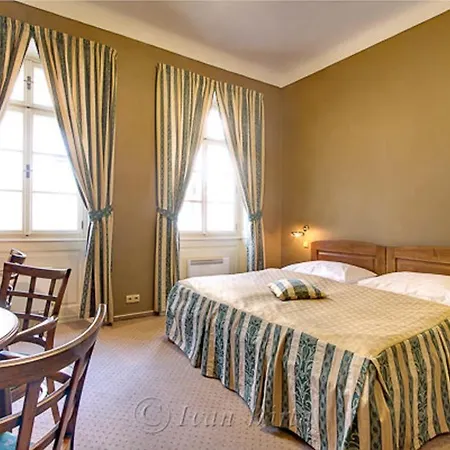 U Schnellu Hotell 3*