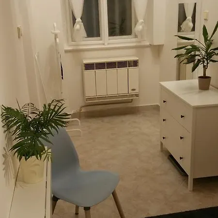 아파트 Cozy Private In The City Center 프라하