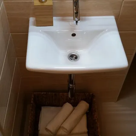 아파트 Cozy Private In The City Center