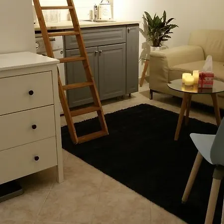 Cozy Private In The City Center *