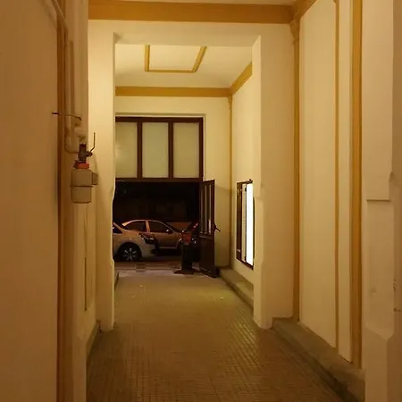 Cozy Private In The City Center 아파트 *