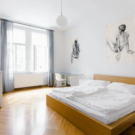 Apartment Kubelikova *