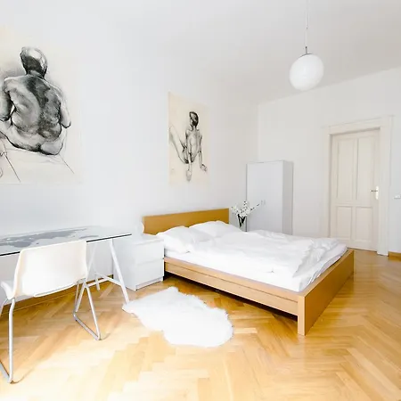 Apartment Kubelikova *