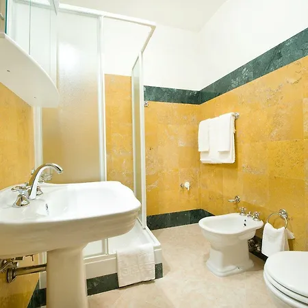La Fenice 4*
